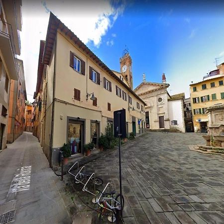 Ferienwohnung Attico Casa Via Rocca Sole Poggibonsi Exterior foto
